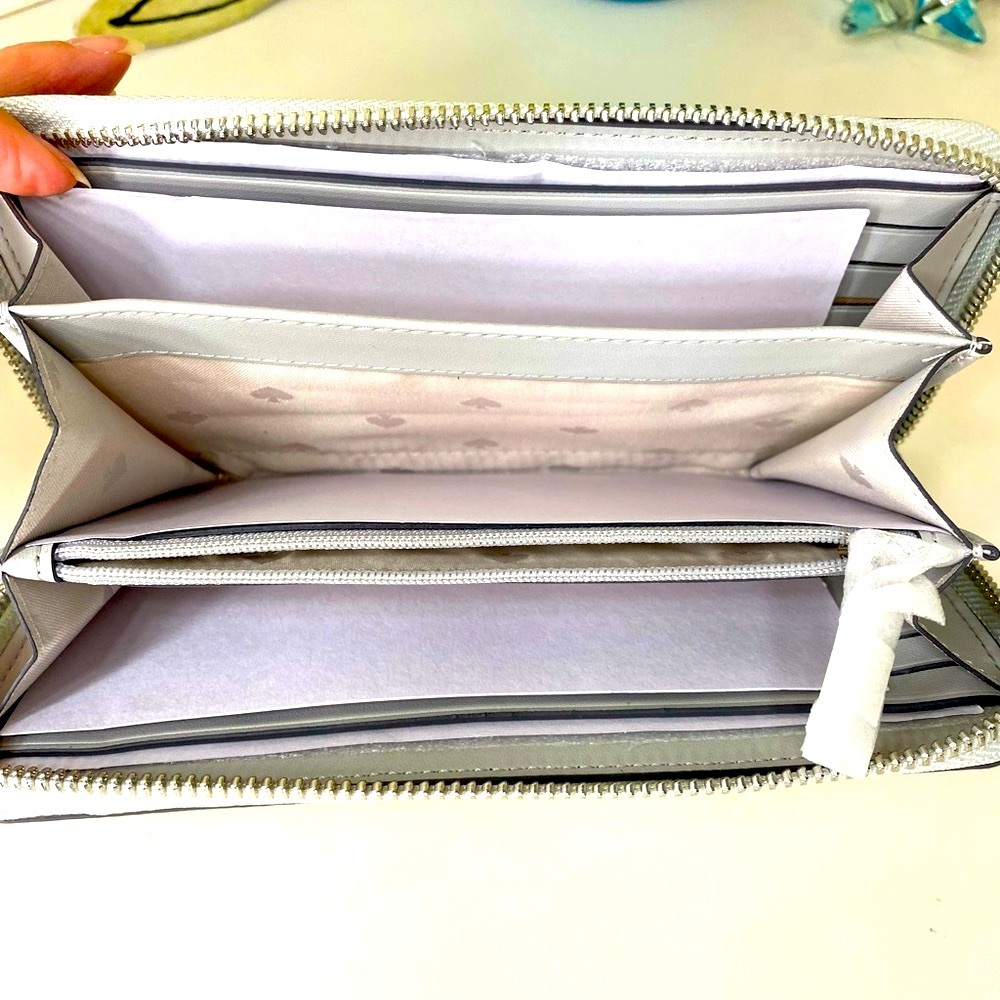 Kate Spade Glitter 🎉HP🎉Silver Zip Wallet NWT - Picture 10 of 12